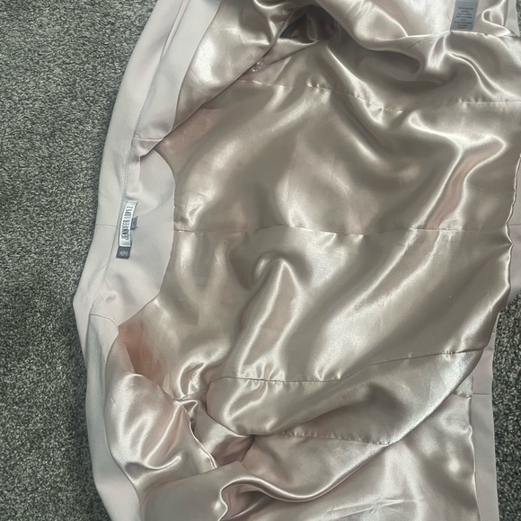 Blazer - Picture 7 of 10